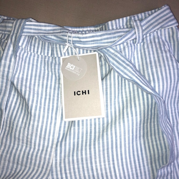 COPY - NWT b.young Light Blue Stripe Shorts - Picture 4 of 6